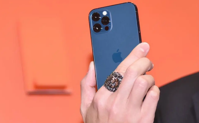 蜀山苹果手机维修分享iPhone12系列重启方法教程 